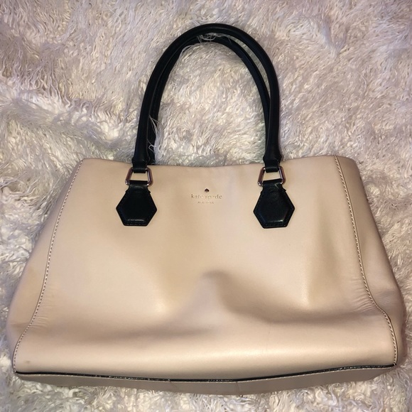 Kate Spade Purse - Picture 7 of 10